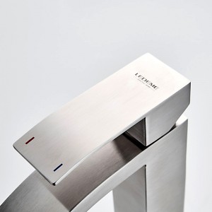 Смеситель для раковины нержавеющая сталь LEDEME L71017