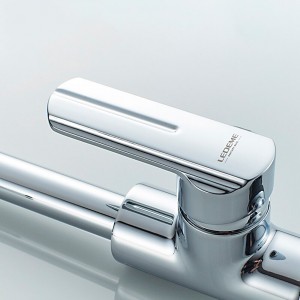 Смеситель для кухни с гайкой LEDEME L4066