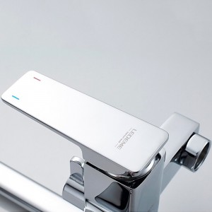 Смеситель для ванны с длинным изливом LEDEME L2278