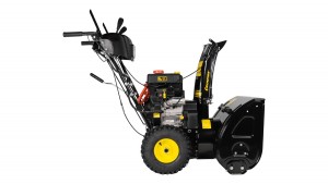 Снегоуборщик бензиновый CHAMPION ST861E (10л.с.,61см,скорости 6вперед/2 назад,эл.стартер,фара,обогр)