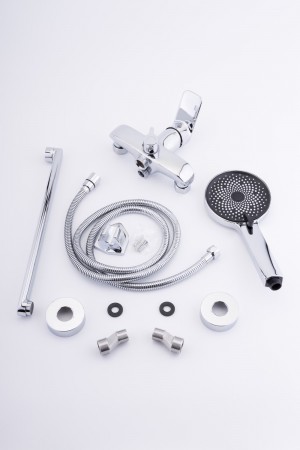 Смеситель для ванны Sanday ф35 латунь, хром, излив L-обр. 40937