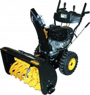 Снегоуборщик бензиновый CHAMPION ST762E (6,5л.с.,61см, скорости 6вперед/2 назад, эл.стартер, фара)