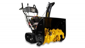 Снегоуборщик бензиновый CHAMPION STT761 (7л.с.,61см,скорости 6вперед/2 назад,эл.стартер,фара,обогр)