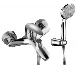 Смеситель для ванны короткий излив, дивертор с кер.пласт., хром LINARA LEMARK LM0414C