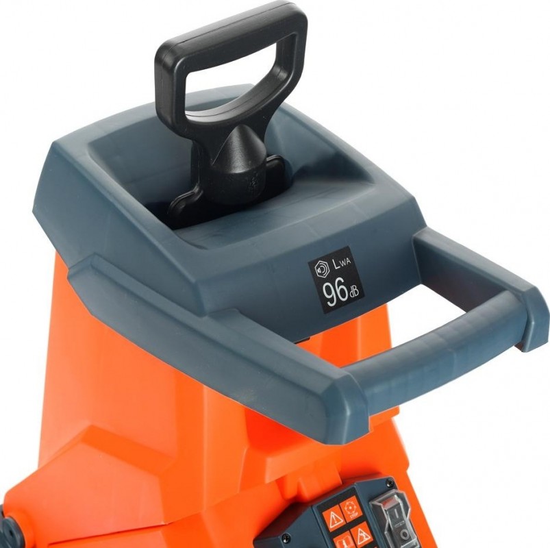 Измельчитель электрический PATRIOT PT SE26 (2600Вт, 4050об/мин, max d=40мм, пласт.бак 50л) 732304626