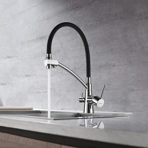 Смеситель для кухни с выходом для питьевой воды Чёрный+хром LEDEME L4855-2