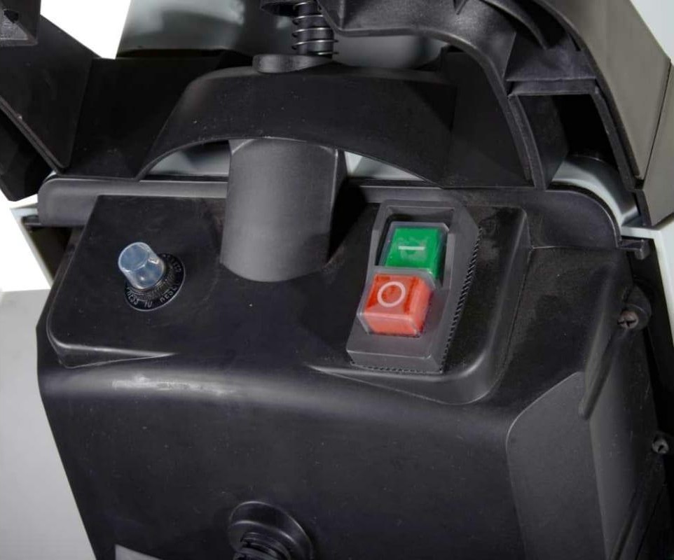 Измельчитель садовый Ресанта ИС-2500 70/13/36