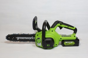 Пила цепная аккумуляторная Greenworks G24CS25K4 (24В, 25см, с 1*4Ач и ЗУ) 2007707UB