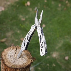 Мультитул 12в1, нерж. раб.часть, облегченный WORKPRO WP382001