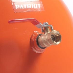 Компрессор бензиновый PATRIOT KGA 450 L100 (450л/мин, 10бар, 100л, 7лс) 525102410