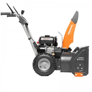 Снегоуборщик бензиновый DAEWOO S6060 ШИПОВ. КОЛЕСА Бескамерные (7,0л.с, 208см3, ковш 56см*41см)