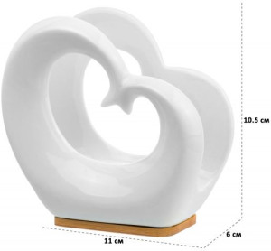 Салфетница "Сердце" 11*6*10,5 см на деревянной подставке