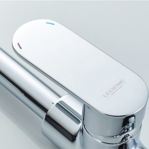 Смеситель для кухни с гайкой LEDEME L4010