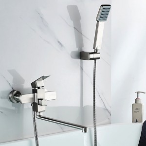 Смеситель для ванны с длинным изливом из нерж. стали LEDEME L72233