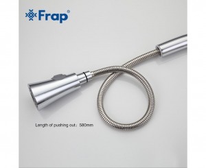 Смеситель для кухни с выдвигающей лейкой FRAP F6052