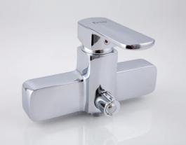 Смеситель для ванны с длинным изливом FRAP F2273