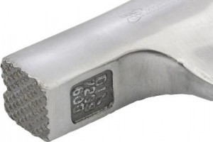 Молоток кровельщика 600г цельномет 2х-комп рук MATRIX 10620