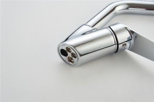 Смеситель для кухни+выд. шланг LEDEME L6040