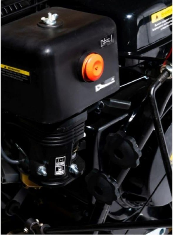 Снегоуборщик Huter SGC 8100 70/7/3