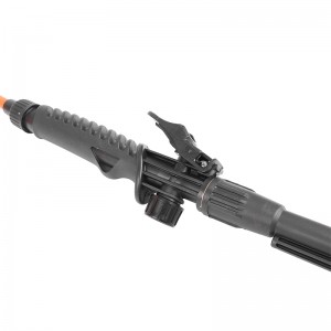 Опрыскиватель ЖУК 8л Классик пневматический (ОП-207) 09456