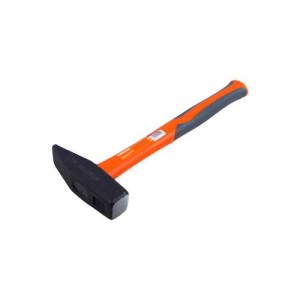 Молоток с фиберглассовой обрезиненной рукояткой Кратон 0,80 кг 2 15 01 012